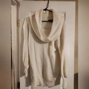 Women's S/P Cream Sweater By Express